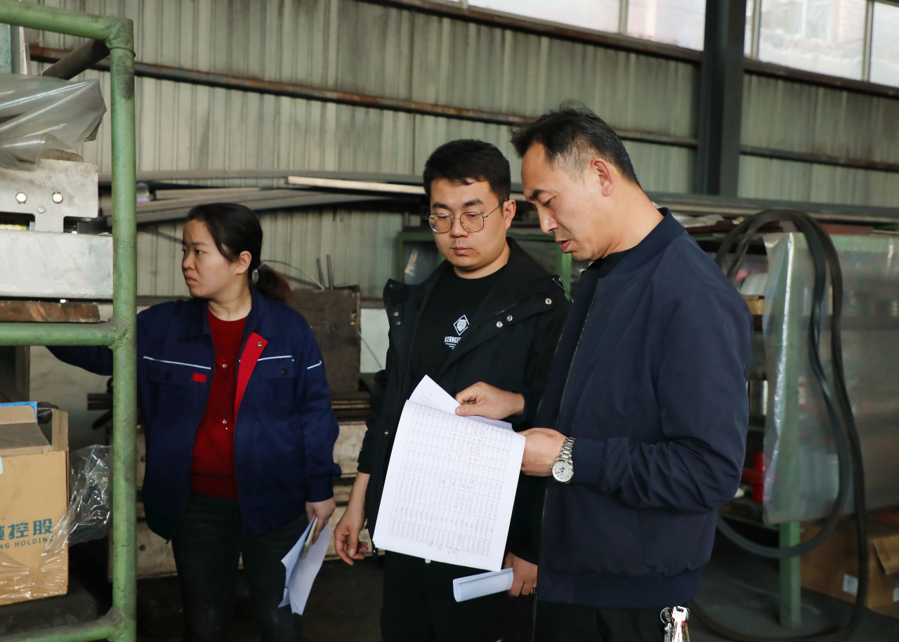 下峪口礦庫房材料盤點.jpg